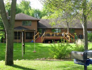 Wood Desk with Seater Railing 