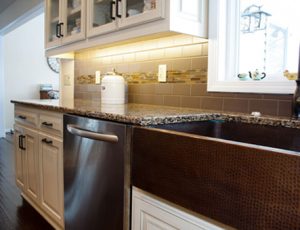 Modern Traditional Kitchen subway backsplash - Mondloch Remodeling